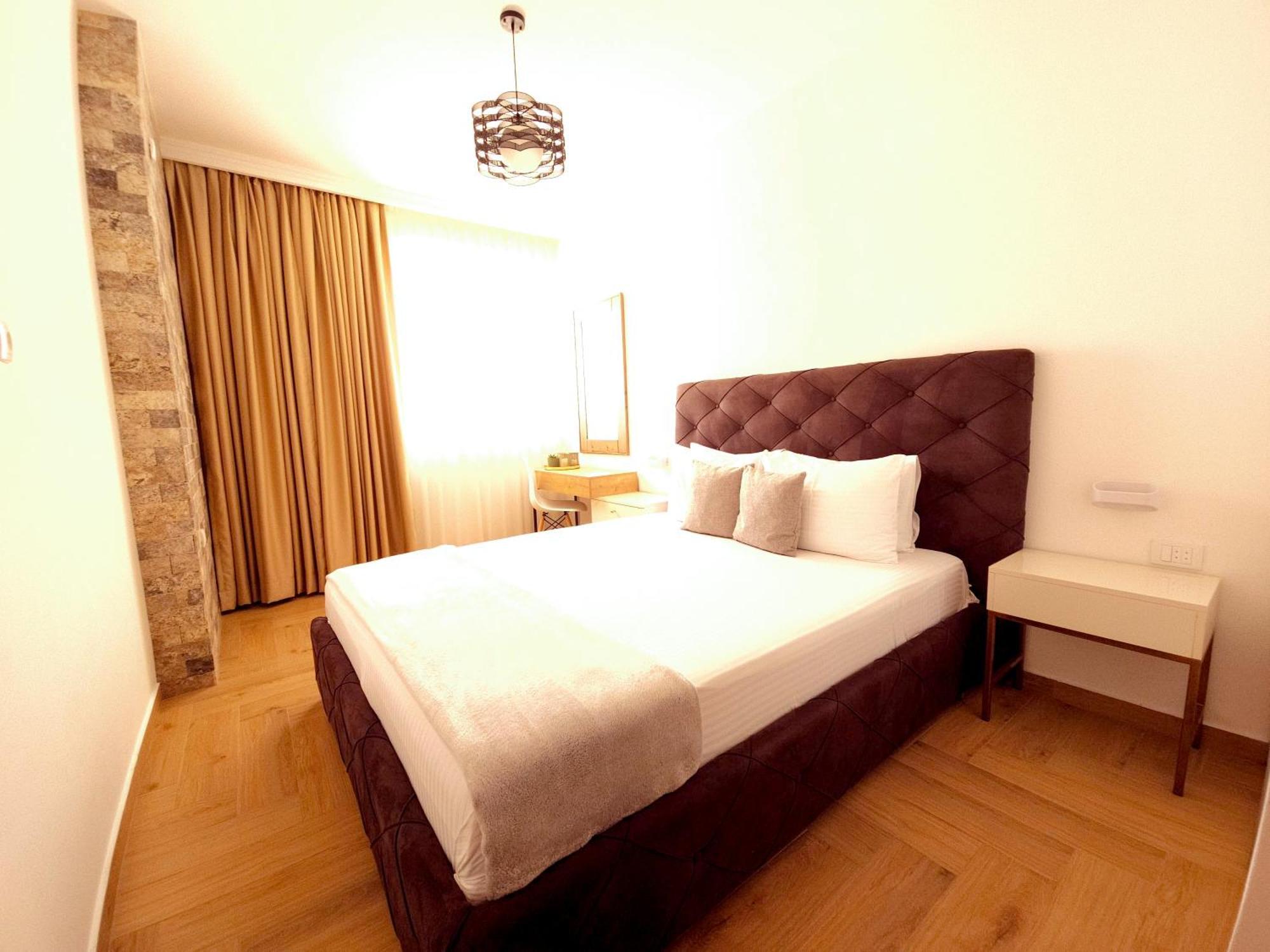Lacasa Apartments & Restaurant Ulcinj Exteriör bild