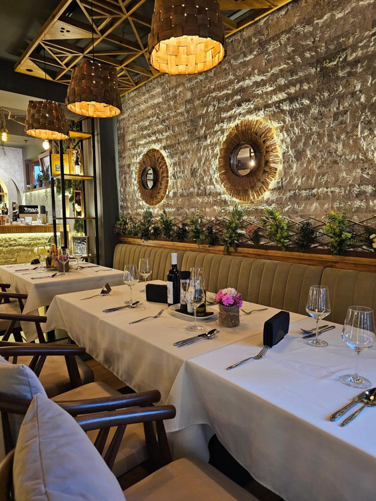 Lacasa Apartments & Restaurant Ulcinj Exteriör bild