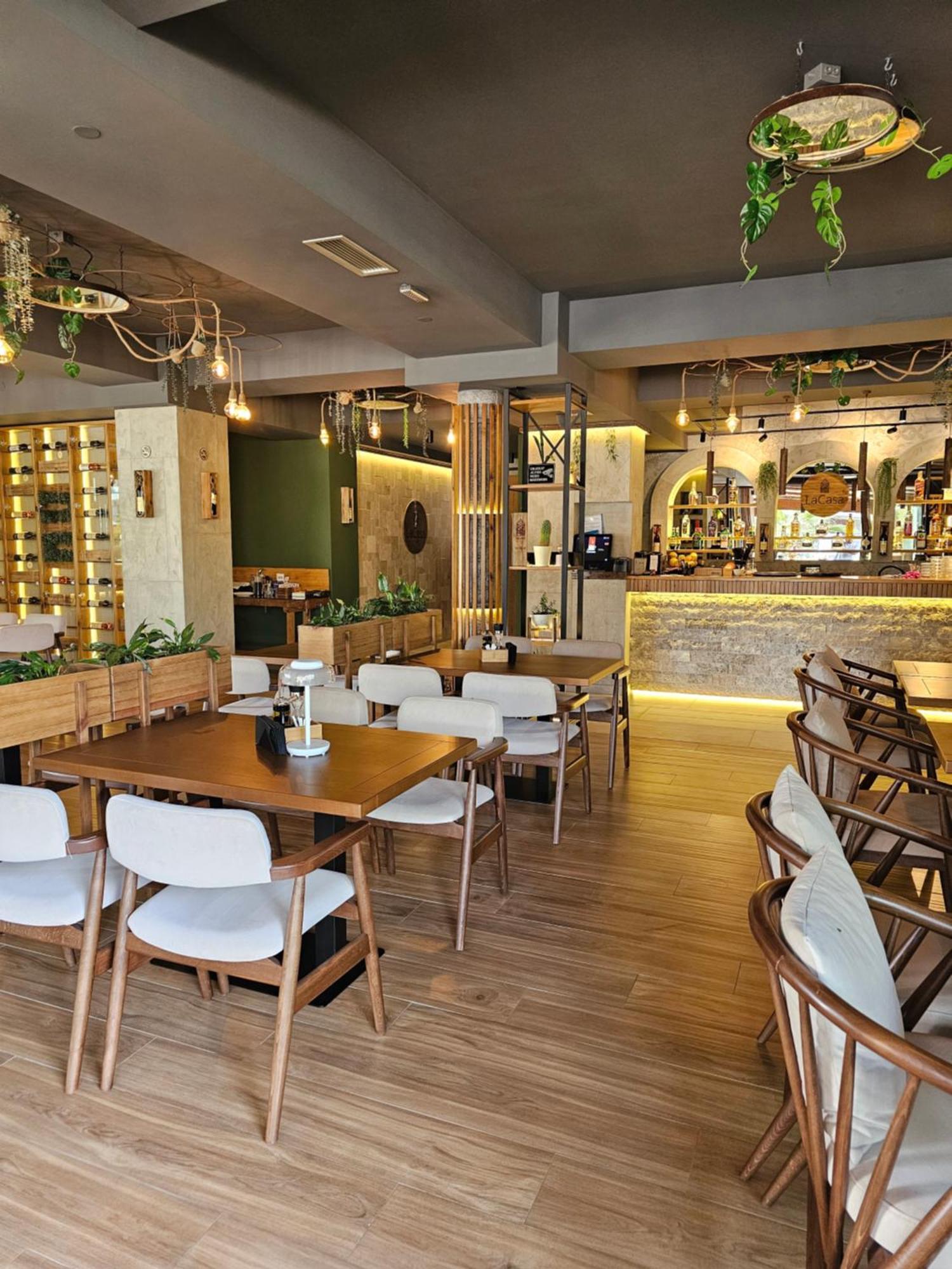 Lacasa Apartments & Restaurant Ulcinj Exteriör bild