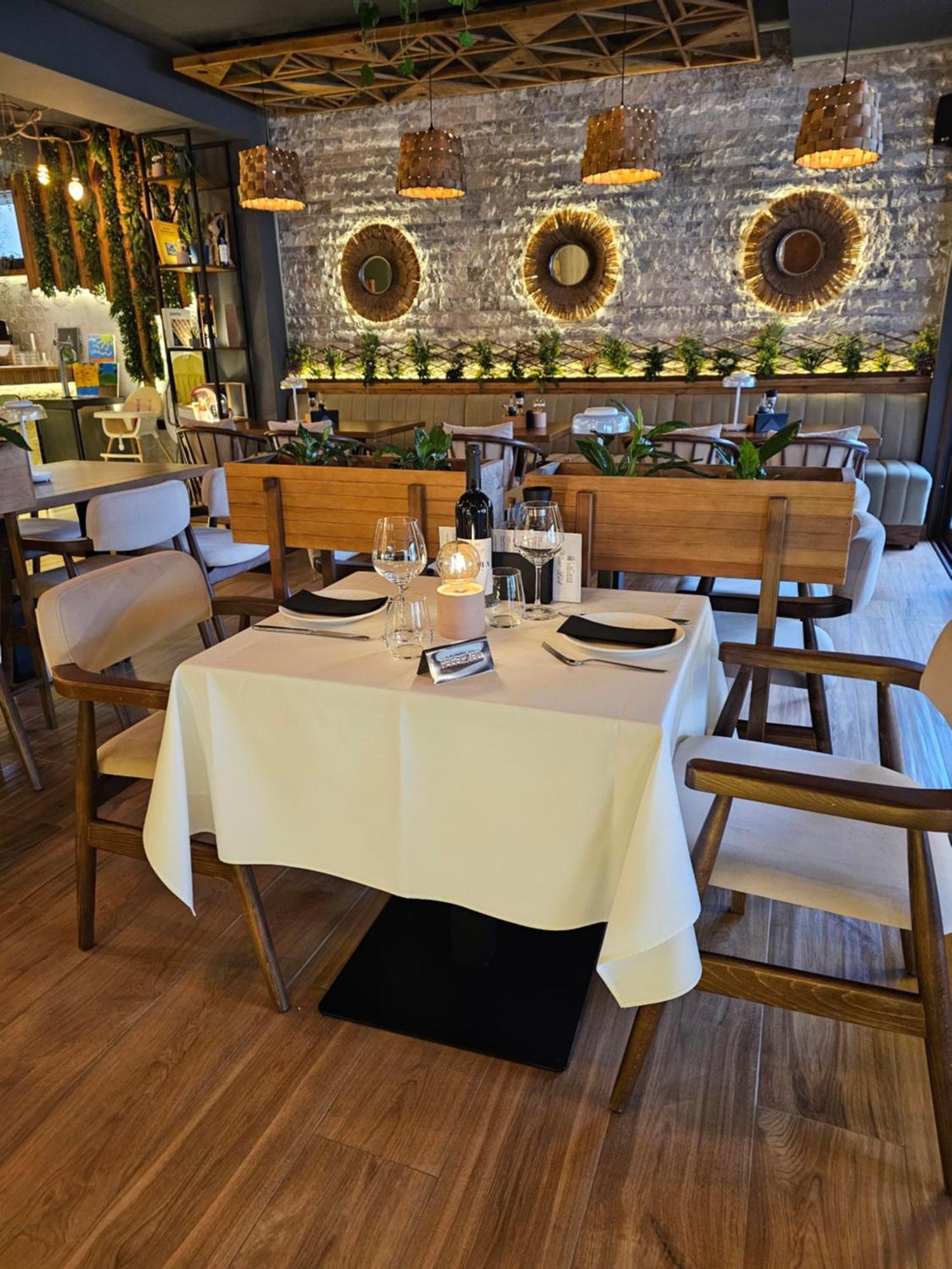 Lacasa Apartments & Restaurant Ulcinj Exteriör bild